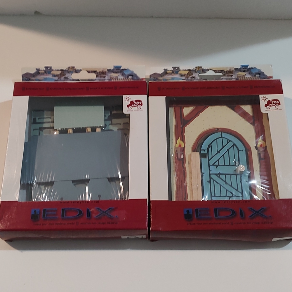 EDIX Le Toy Van Build A Castle Block Lot Of 2